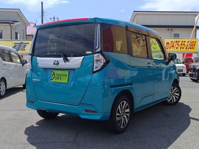 TOYOTA ROOMY 2021