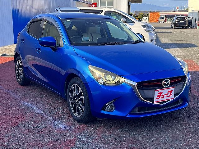 MAZDA DEMIO 2015