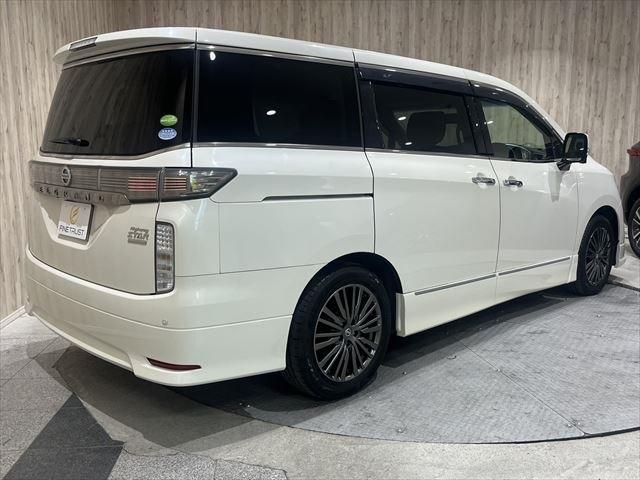 NISSAN ELGRAND 2015