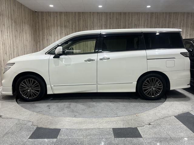 NISSAN ELGRAND 2015