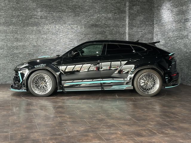 LAMBORGHINI LAMBORGHINI URUS 2019