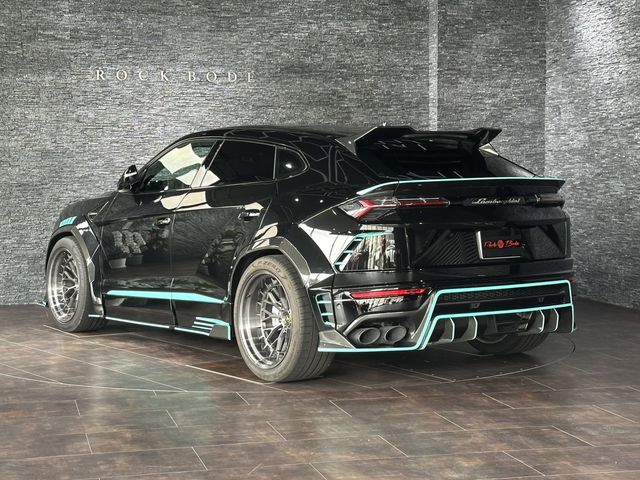 LAMBORGHINI LAMBORGHINI URUS 2019