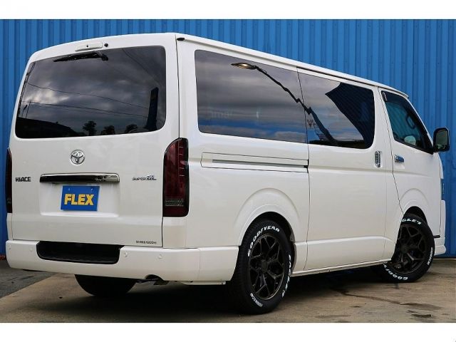 TOYOTA HIACE van 2WD 2024