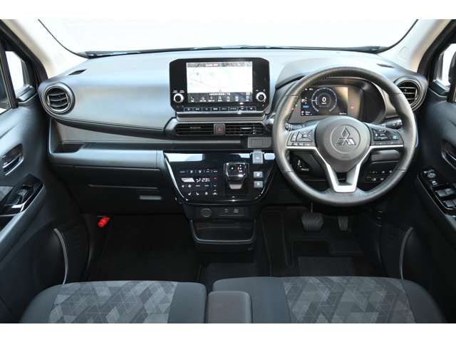 MITSUBISHI ek X EV 2023