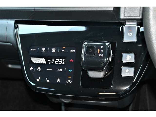 MITSUBISHI ek X EV 2023