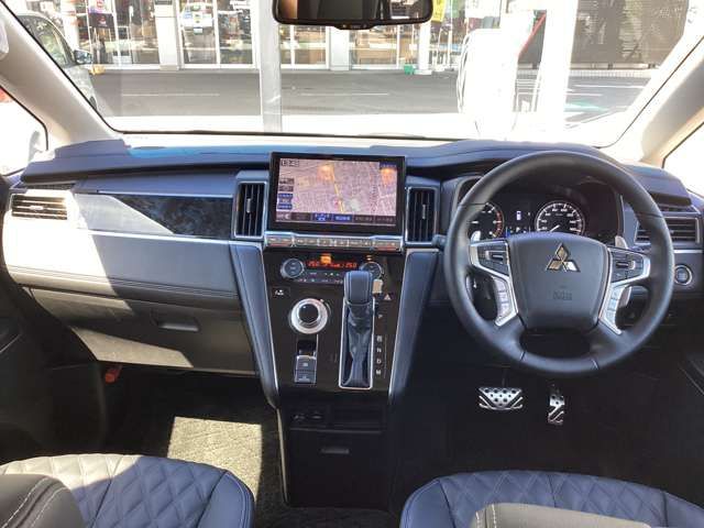 MITSUBISHI DELICA D:5 4WD 2025