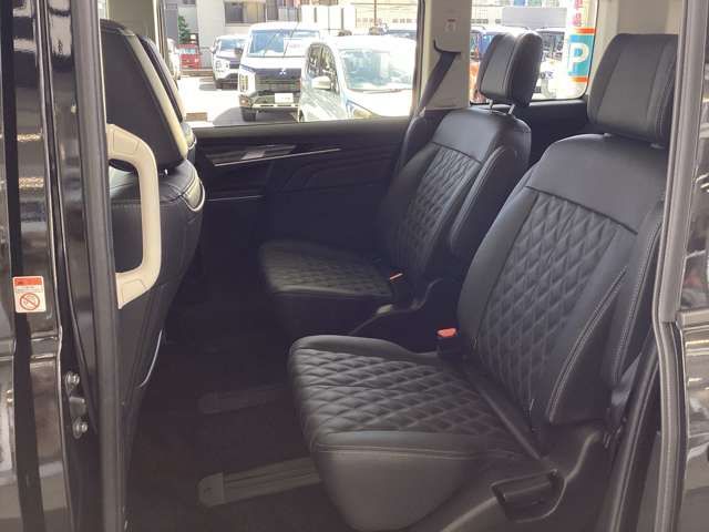 MITSUBISHI DELICA D:5 4WD 2025