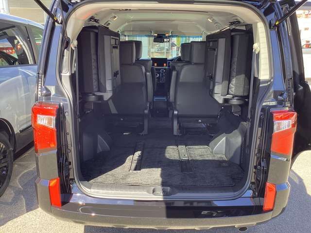 MITSUBISHI DELICA D:5 4WD 2025