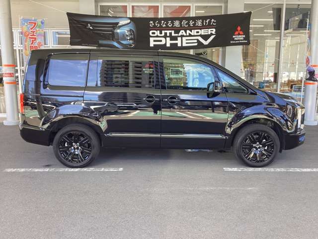 MITSUBISHI DELICA D:5 4WD 2025