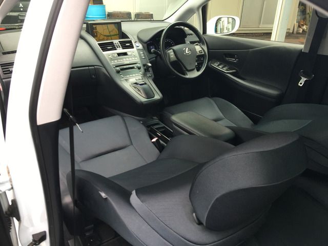 TOYOTA LEXUS HS250h 2012