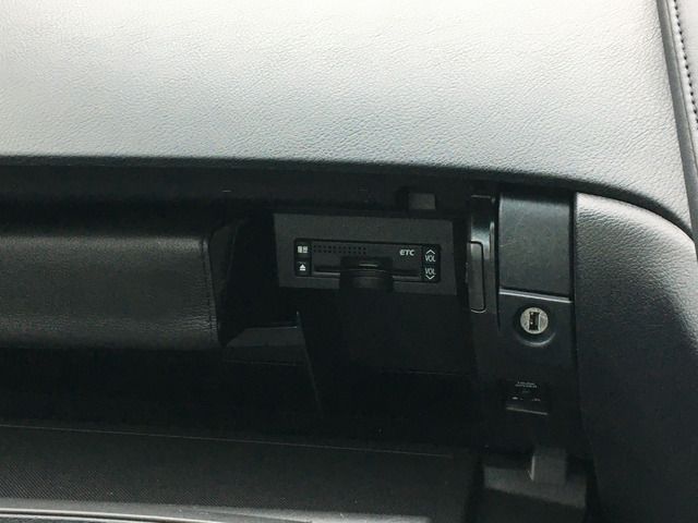 TOYOTA LEXUS HS250h 2012