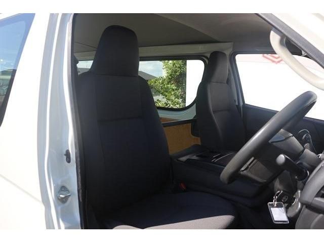 TOYOTA HIACE van 1.2t 2WD 2020