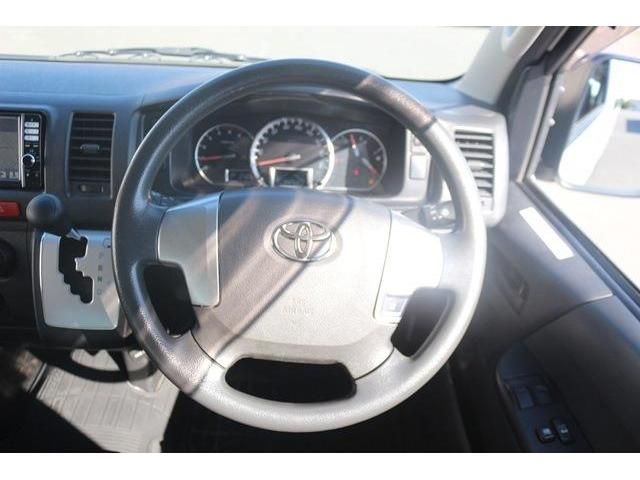 TOYOTA HIACE van 1.2t 2WD 2020