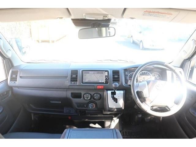 TOYOTA HIACE van 1.2t 2WD 2020