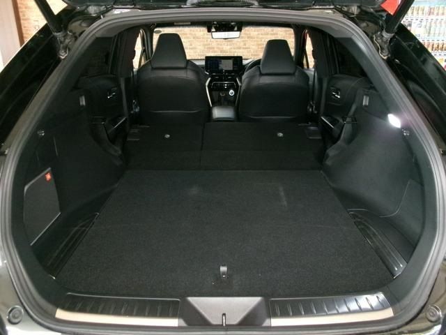 TOYOTA HARRIER HYBRID 2021