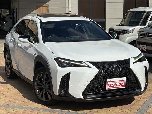 TOYOTA LEXUS UX250h 2023