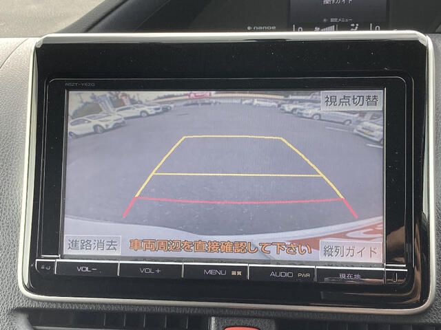 TOYOTA VOXY 4WD 2014