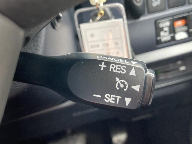 TOYOTA VOXY 4WD 2014