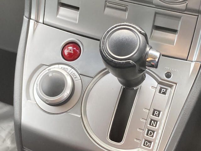 MITSUBISHI DELICA D:5 4WD 2007