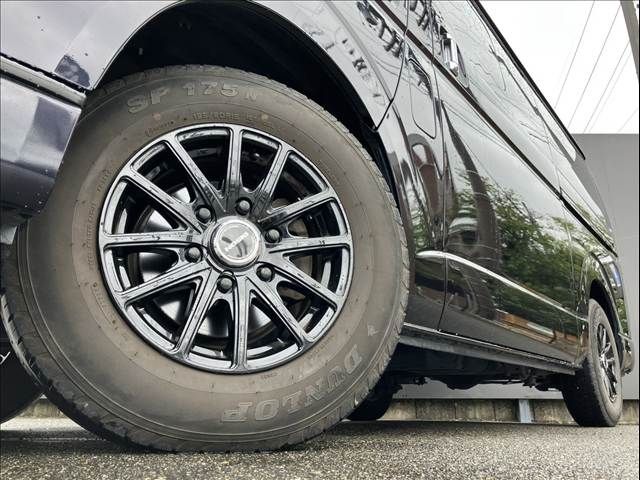 TOYOTA HIACE van 2WD 2018