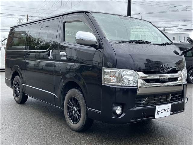 TOYOTA HIACE van 2WD 2018