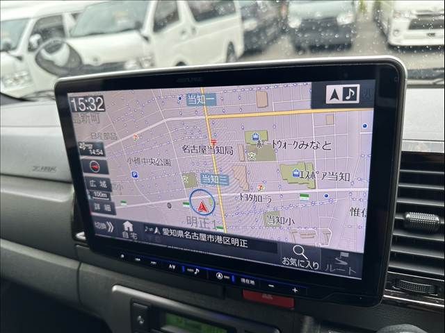 TOYOTA HIACE van 4WD 2019