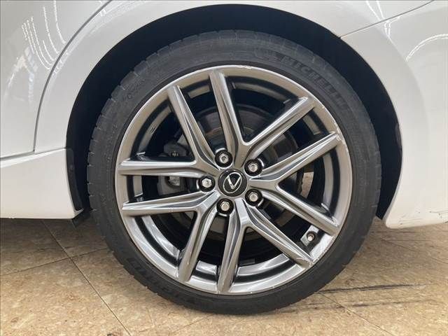 TOYOTA LEXUS IS200t 2017