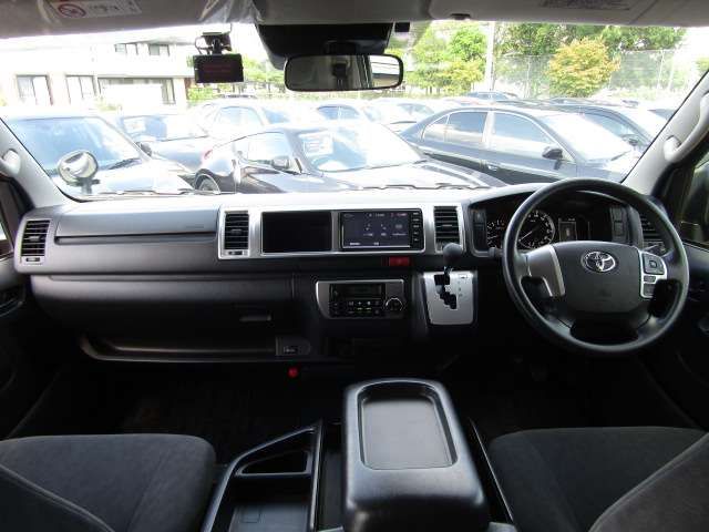 TOYOTA HIACE wagon 2020