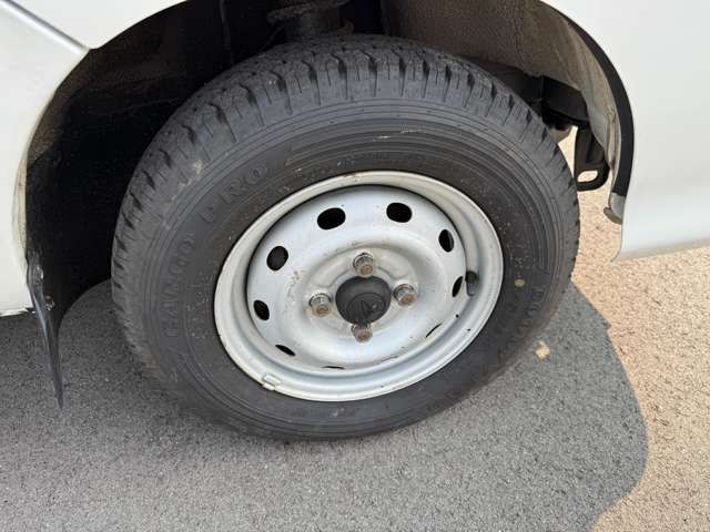 DAIHATSU HIJET dump 4WD 2001