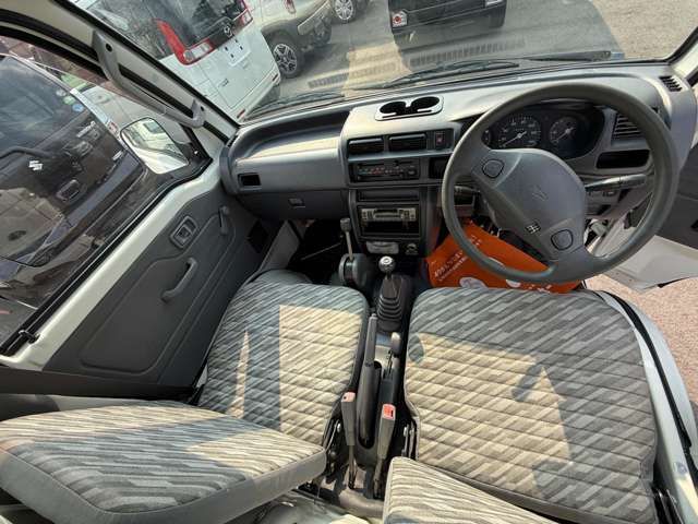 DAIHATSU HIJET dump 4WD 2001