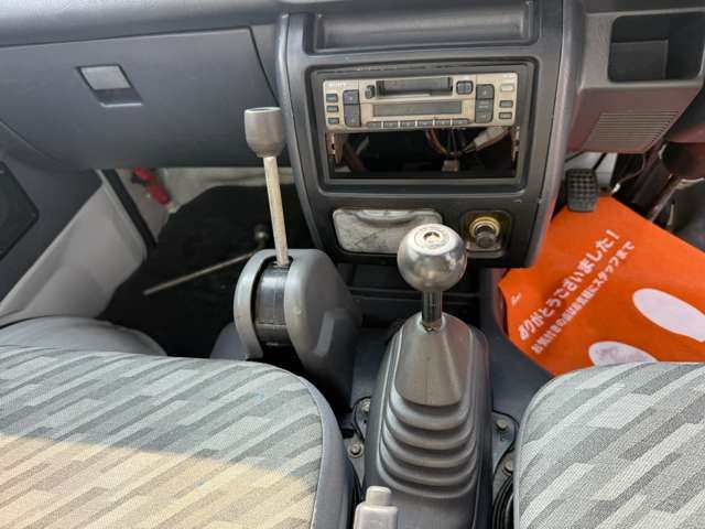 DAIHATSU HIJET dump 4WD 2001