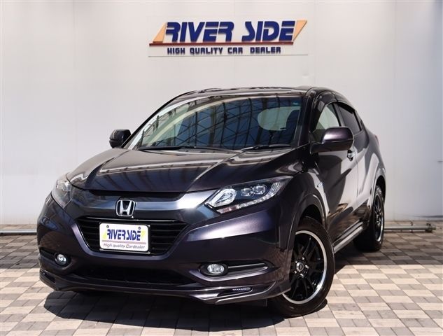 HONDA VEZEL HYBRID 2015