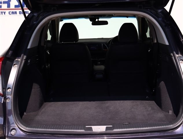 HONDA VEZEL HYBRID 2015