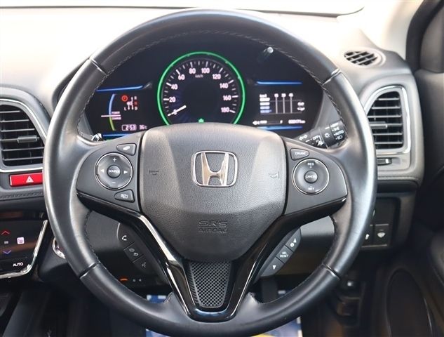 HONDA VEZEL HYBRID 2015