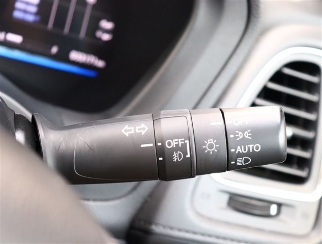 HONDA VEZEL HYBRID 2015