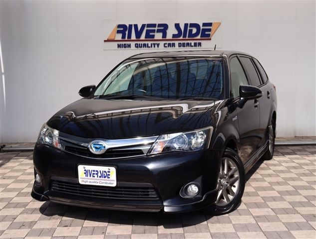 TOYOTA COROLLA FIELDER HYBRID 2014