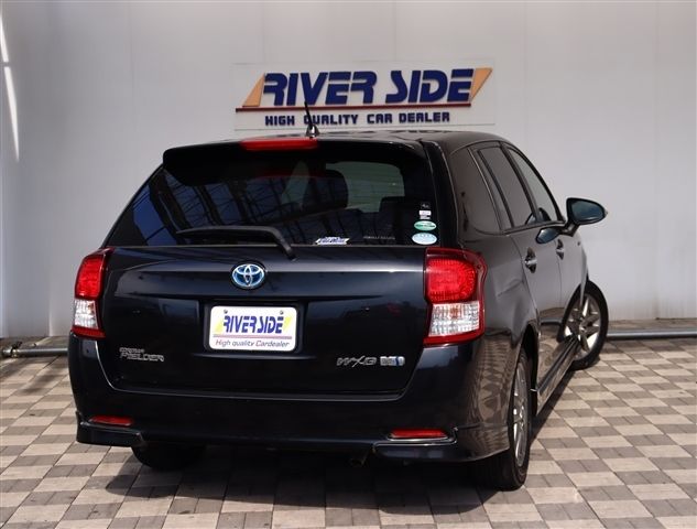 TOYOTA COROLLA FIELDER HYBRID 2014
