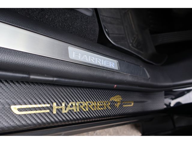 TOYOTA HARRIER 4WD 2023