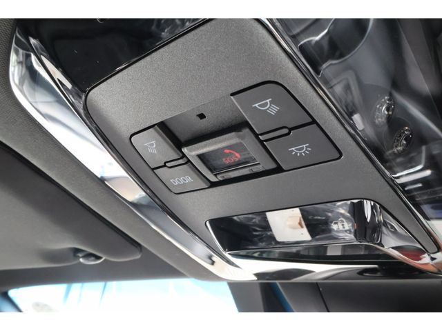 TOYOTA HARRIER 4WD 2023