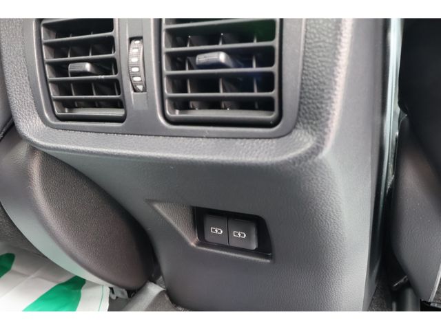 TOYOTA HARRIER 4WD 2023