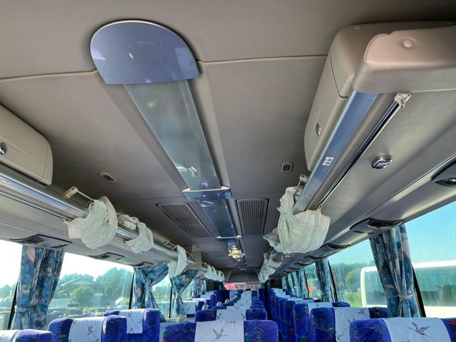 MITSUBISHI FUSOU AERO ACE 2010