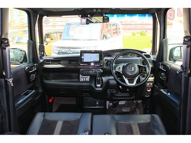 HONDA N BOX CUSTOM 2020