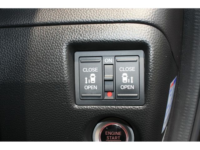 HONDA N BOX CUSTOM 2020