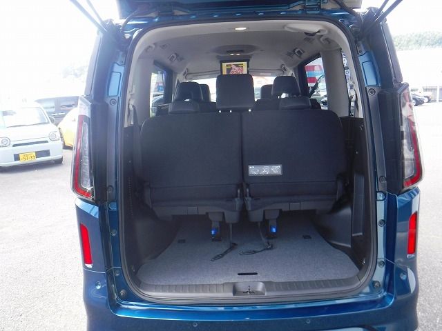 NISSAN SERENA  WG 2023