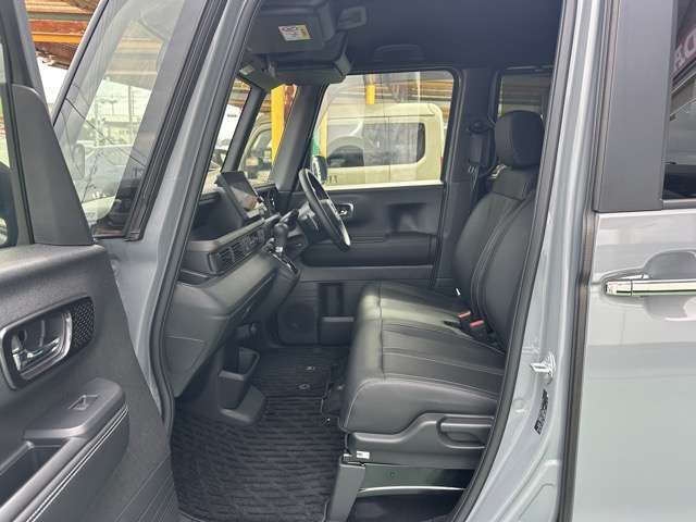 HONDA N BOX CUSTOM 2023