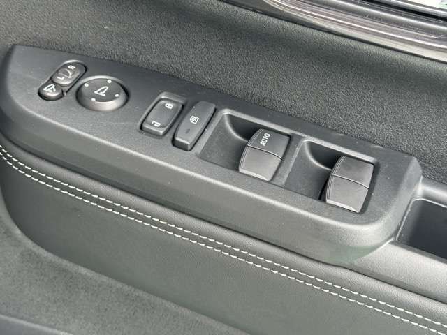 HONDA N BOX CUSTOM 2023