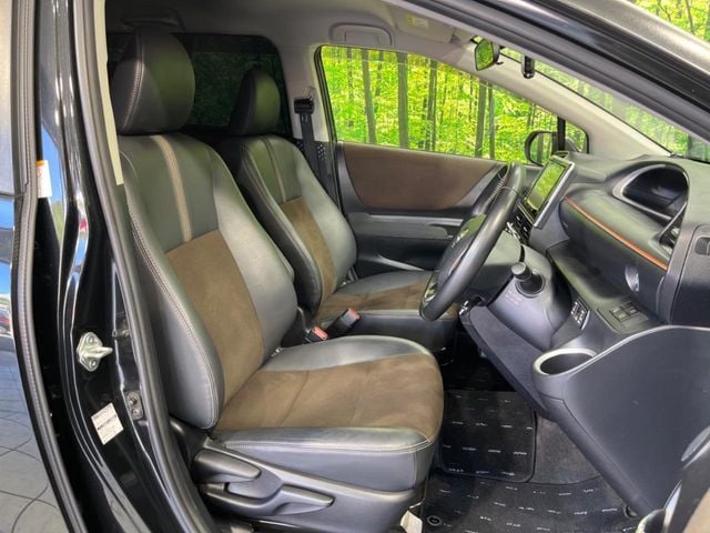 TOYOTA SIENTA HYBRID 2020