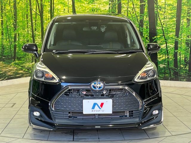 TOYOTA SIENTA HYBRID 2020