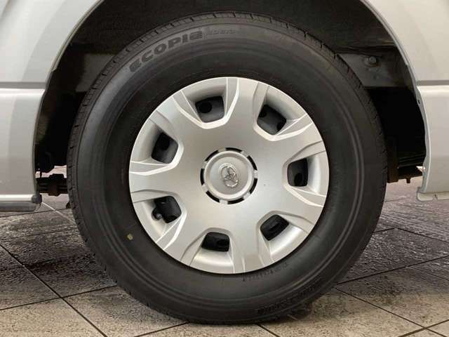 TOYOTA HIACE van 4WD 2023