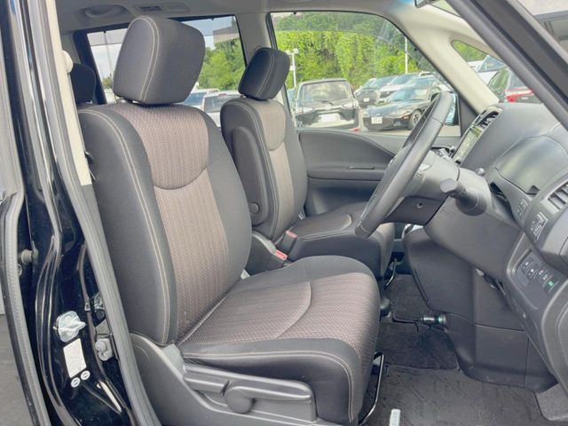 NISSAN SERENA  S-HYBRID 2015